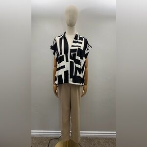 Nine West Black White Abstract Print Blouse XL Short Sleeve Collared Top
